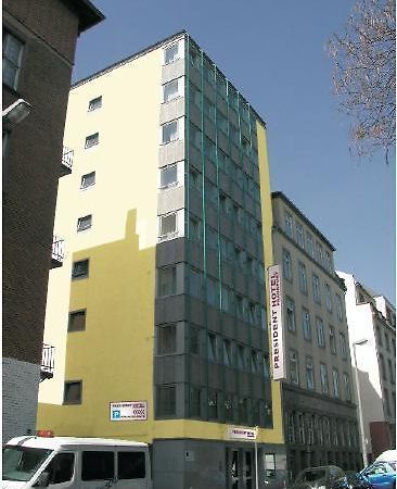 Hotel President Frankfurt Frankfurt pe Main Exterior foto