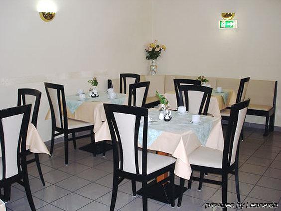 Hotel President Frankfurt Frankfurt pe Main Restaurant foto